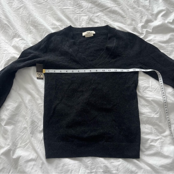 NEW TNA DRUZY VNECK 100% WOOL SWEATER - Picture 9 of 11